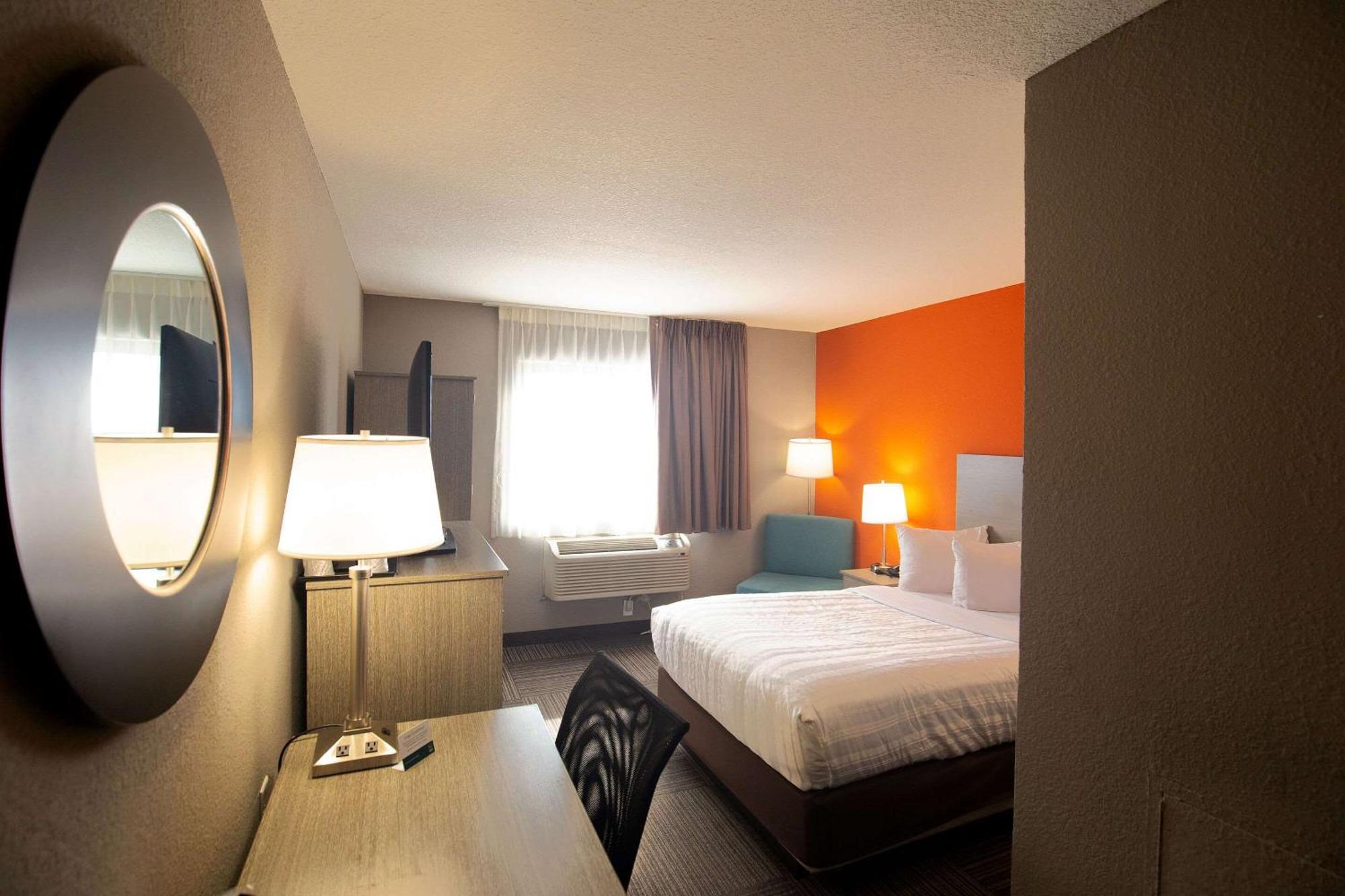 Quality Inn & Suites Hammond Near I-8090 المظهر الخارجي الصورة